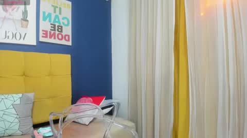 Snapshot of renata_milf_ chatting on 02.10.25 renata_milf_ online show from 02.10.25