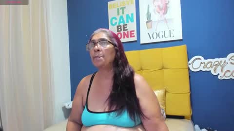 Snapshot of renata_milf_ chatting on 03.06.25 renata_milf_ online show from 03.06.25