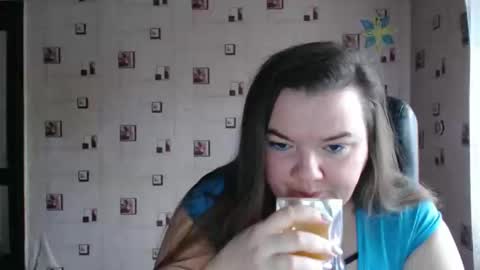 renataoia online show from 01.25.25