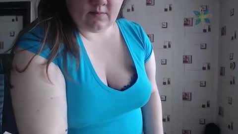 renataoia online show from 02.20.25