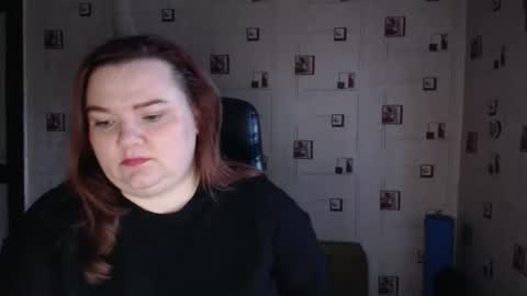 renataoia online show from 04.21.26