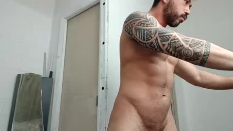 renatocavedon1 online show from 10.30.25