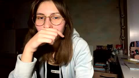 Mia online show from 02.11.26