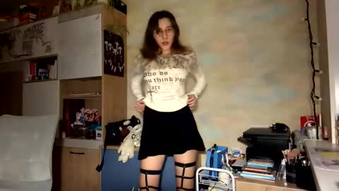 Mia online show from 02.18.26