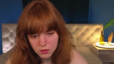 reneefoxy_ online show from 06.06.26