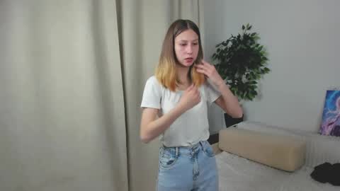 Christina online show from 05.16.26