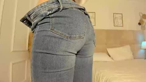 Rennatha online show from 03.02.25