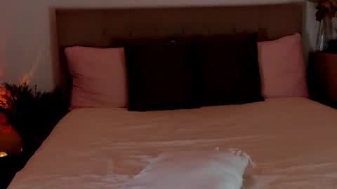 revealyourdarkdesires online show from 03.29.26