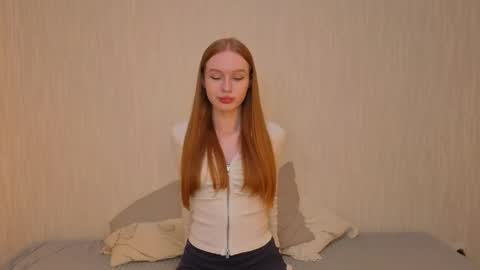 Snapshot of rezurs chatting on 05.31.26 nice to meet you 3 I am Milena online show from 05.31.26