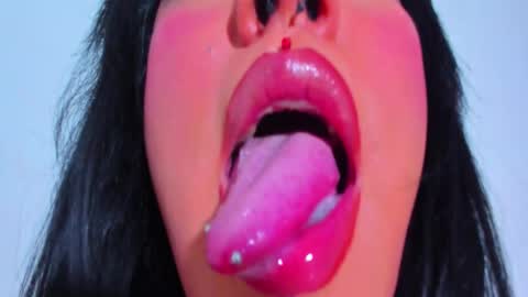 Snapshot of rgmo17 chatting on 10.03.25 ROBERTA online show from 10.03.25