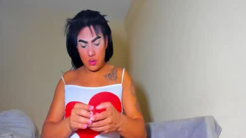 Snapshot of rgmo17 chatting on 11.03.25 ROBERTA online show from 11.03.25