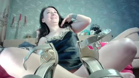 ria_32 online show from 02.14.25