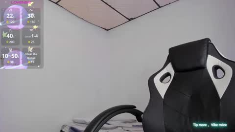 Snapshot of riana_kean chatting on 03.01.25 RianaK online show from 03.01.25