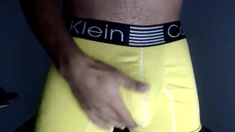 Snapshot of riancum chatting on 11.21.25 juan online show from 11.21.25