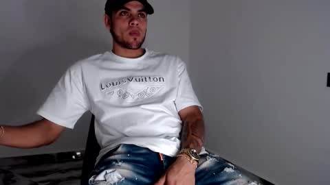 Snapshot of riancum chatting on 02.28.26 juan online show from 02.28.26