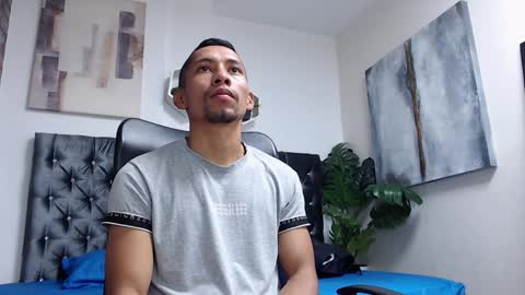 Snapshot of richar_voller chatting on 12.11.24 richar_voller online show from 12.11.24