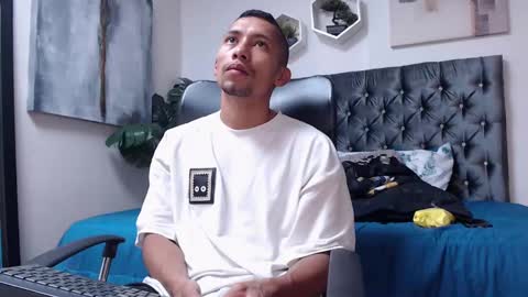 Snapshot of richar_voller chatting on 01.16.25 richar_voller online show from 01.16.25