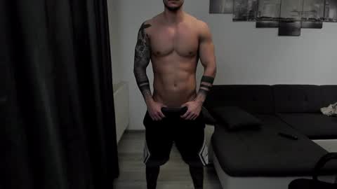 Snapshot of richarddarell chatting on 02.03.25 RichardDarell online show from 02.03.25
