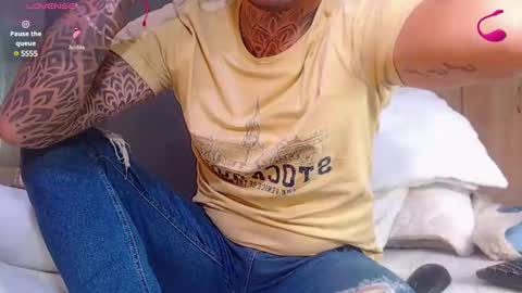 Snapshot of richi_grubby chatting on 03.12.25 David online show from 03.12.25