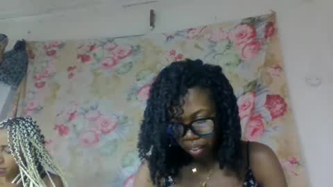 Snapshot of richimelaa chatting on 05.20.26 richimelaa online show from 05.20.26