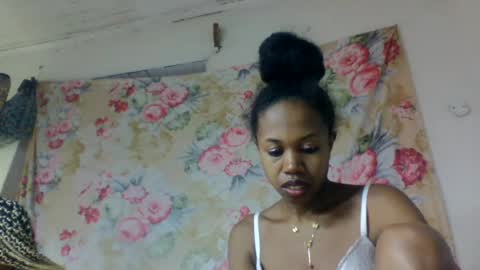 Snapshot of richimelaa chatting on 05.28.26 richimelaa online show from 05.28.26