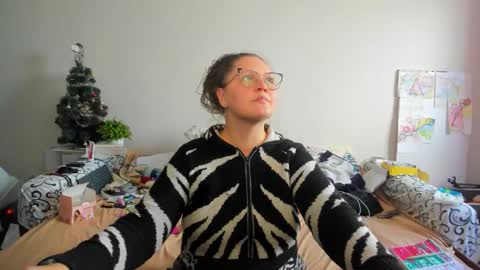 Snapshot of richlucky555 chatting on 02.01.26 Anna - not anna - right Anna online show from 02.01.26