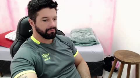 Snapshot of richrolland chatting on 02.05.25 Rickseduction online show from 02.05.25