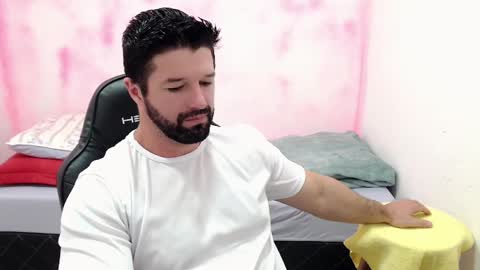 Snapshot of richrolland chatting on 02.11.25 Rickseduction online show from 02.11.25