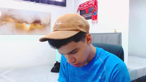 Snapshot of rickii_hot chatting on 04.05.26 Ricki online show from 04.05.26