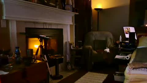 PINK HOLE TWINK online show from 02.16.25