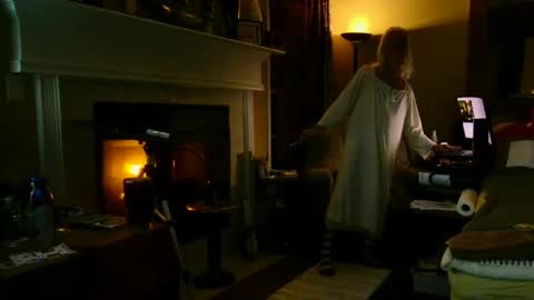 PINK HOLE TWINK online show from 03.03.25