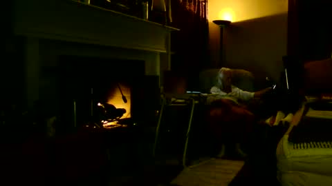 PINK HOLE TWINK online show from 04.21.26