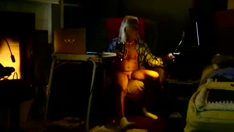 Snapshot of ricks4fun chatting on 06.03.26 PINK HOLE TWINK online show from 06.03.26