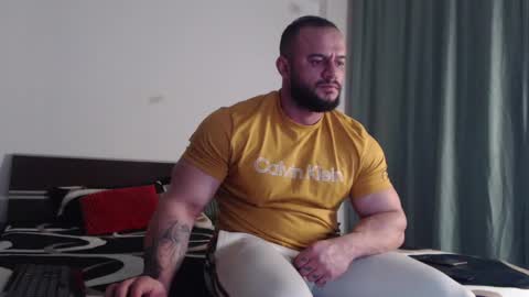 Snapshot of rickymiami1 chatting on 03.04.25 rickymiami1 online show from 03.04.25