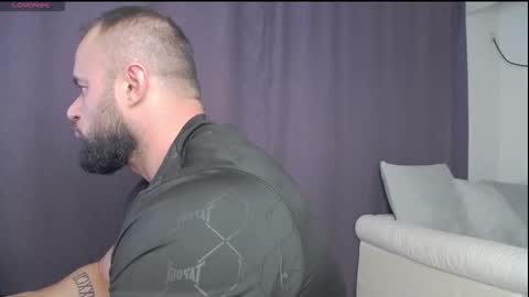 Snapshot of rickymiami1 chatting on 10.08.25 rickymiami1 online show from 10.08.25