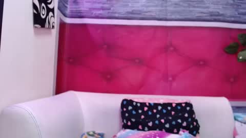 Snapshot of riiannasex chatting on 12.31.24 RIHANNA online show from 12.31.24