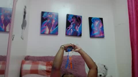 Snapshot of riiannasex chatting on 02.11.25 RIHANNA online show from 02.11.25