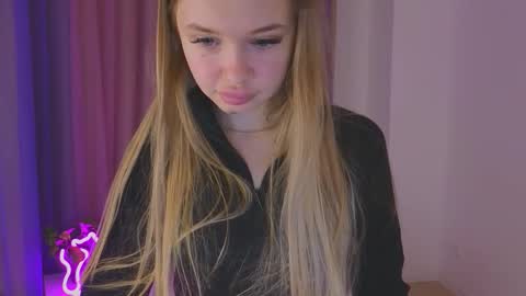 Rina online show from 09.19.25