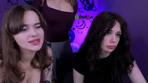 Snapshot of riley_sanders chatting on 05.05.26 Meow online show from 05.05.26