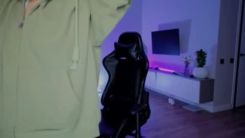 rileymee online show from 12.20.25