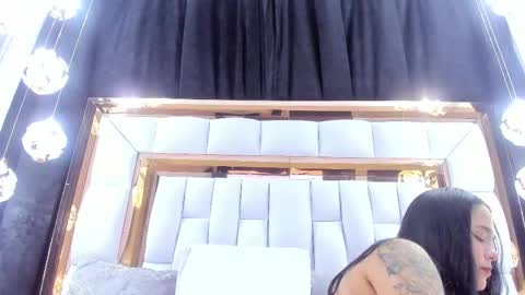 Snapshot of rileysweett chatting on 05.17.26 Riley online show from 05.17.26
