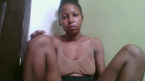 Snapshot of rinah654271 chatting on 02.27.26 rinah654271 online show from 02.27.26