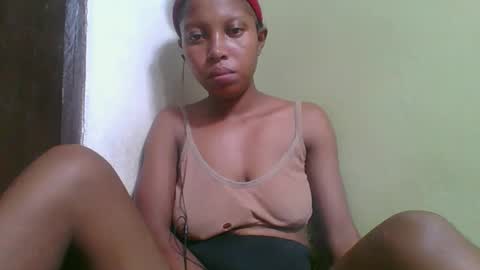 Snapshot of rinah654271 chatting on 03.10.26 rinah654271 online show from 03.10.26