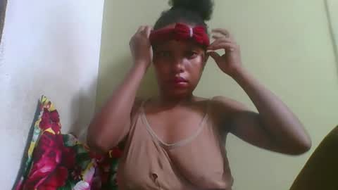 Snapshot of rinah654271 chatting on 03.15.26 rinah654271 online show from 03.15.26