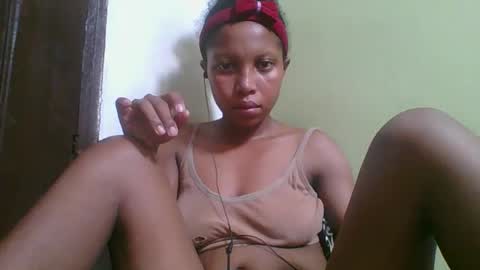 Snapshot of rinah654271 chatting on 03.17.26 rinah654271 online show from 03.17.26