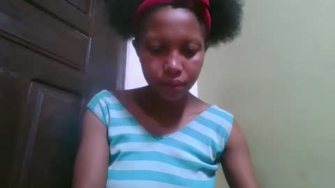 Snapshot of rinah654271 chatting on 03.30.26 rinah654271 online show from 03.30.26