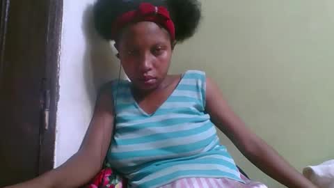 Snapshot of rinah654271 chatting on 03.30.26 rinah654271 online show from 03.30.26