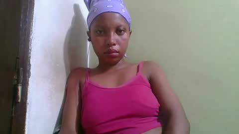 Snapshot of rinah654271 chatting on 04.02.26 rinah654271 online show from 04.02.26