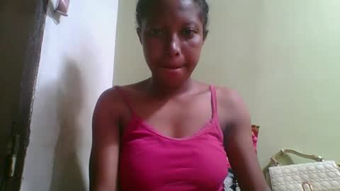 Snapshot of rinah654271 chatting on 04.10.26 rinah654271 online show from 04.10.26