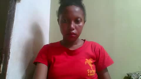 Snapshot of rinah654271 chatting on 04.13.26 rinah654271 online show from 04.13.26